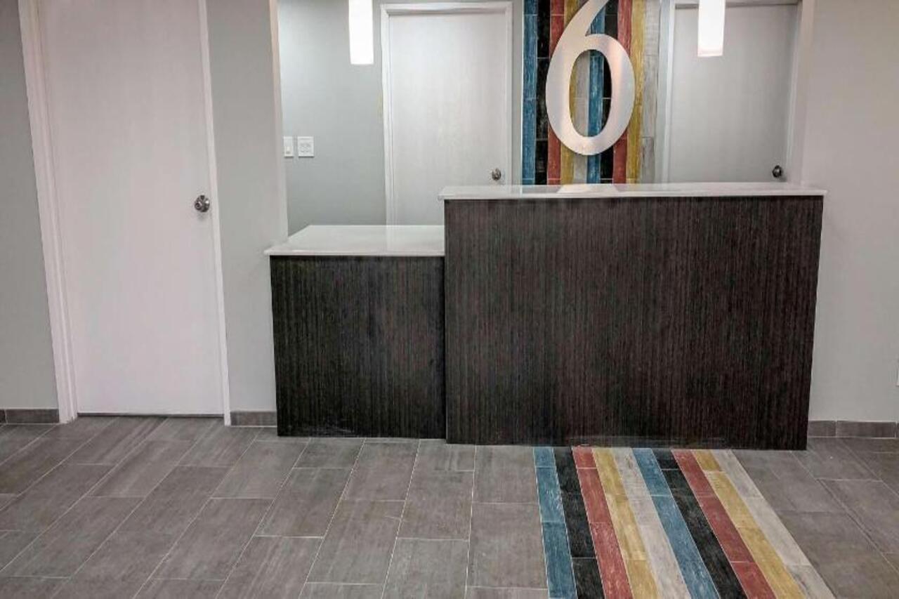 Motel 6 Tulsa, Ok - Central Екстериор снимка