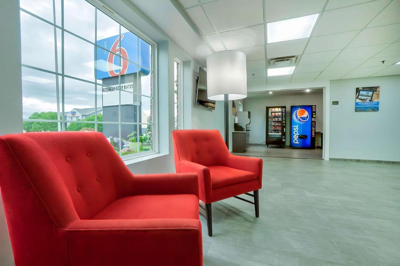 Motel 6 Tulsa, Ok - Central Екстериор снимка