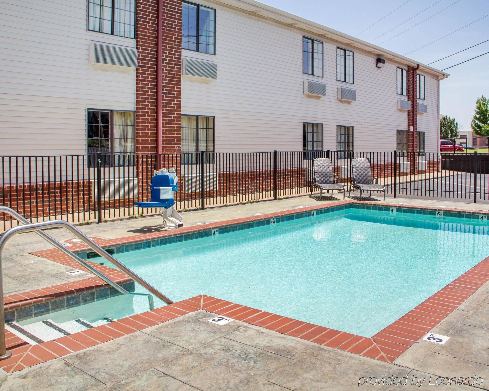 Motel 6 Tulsa, Ok - Central Екстериор снимка