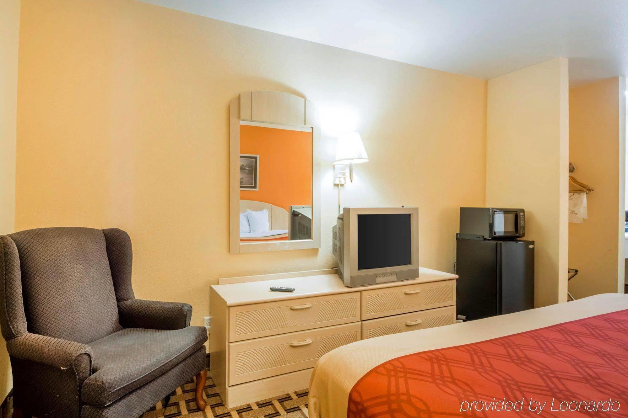 Motel 6 Tulsa, Ok - Central Екстериор снимка