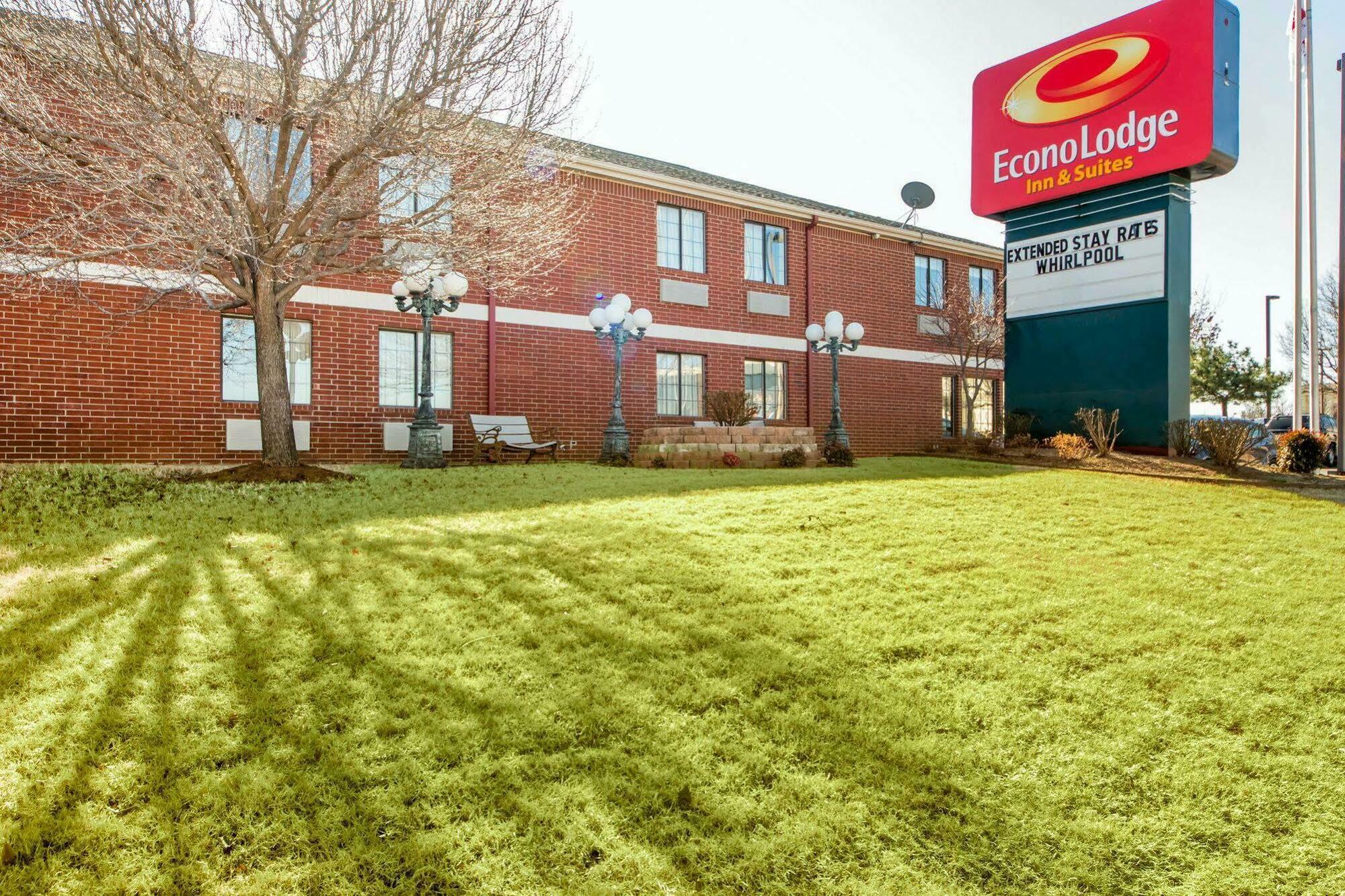 Motel 6 Tulsa, Ok - Central Екстериор снимка