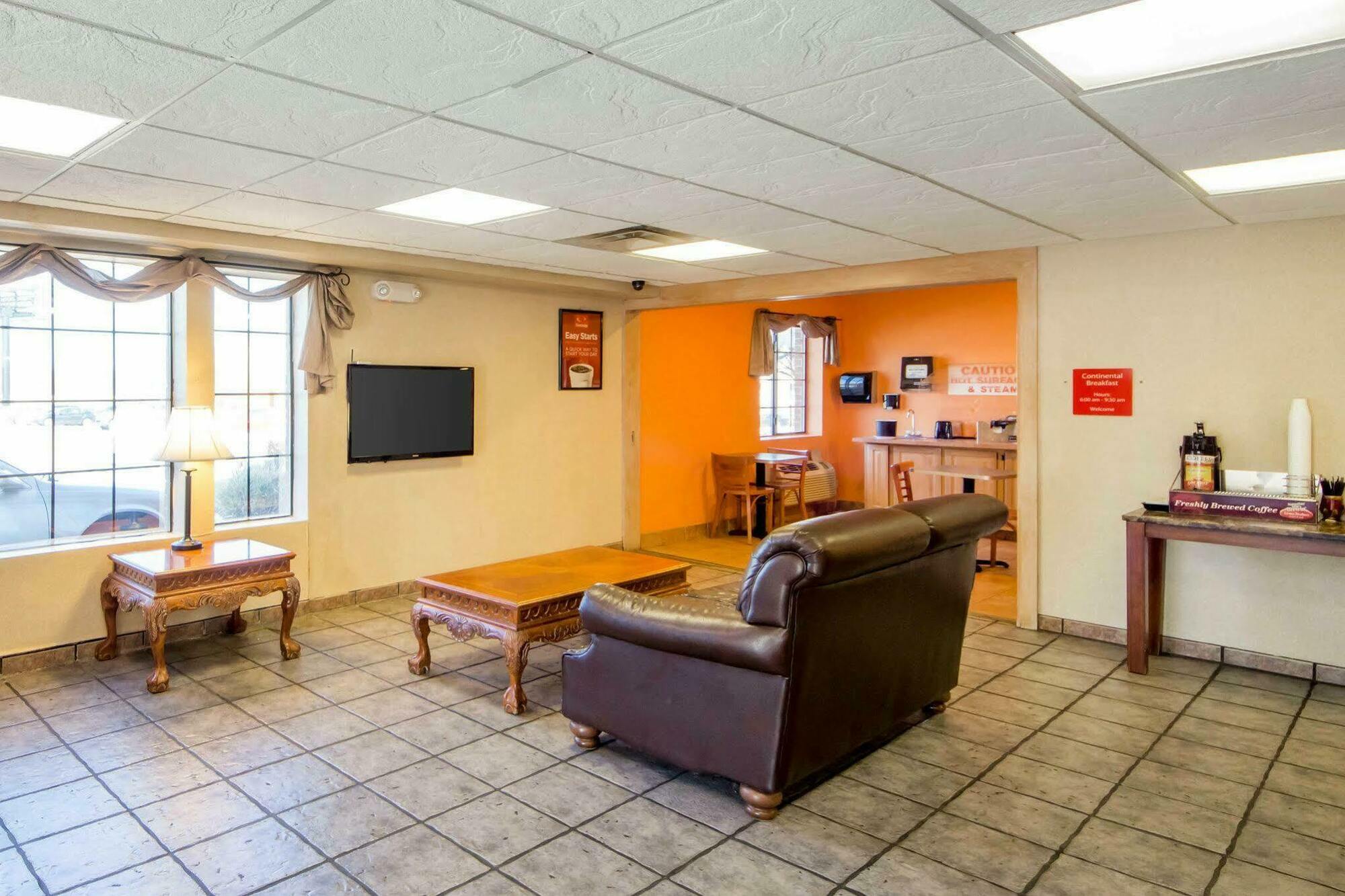 Motel 6 Tulsa, Ok - Central Екстериор снимка