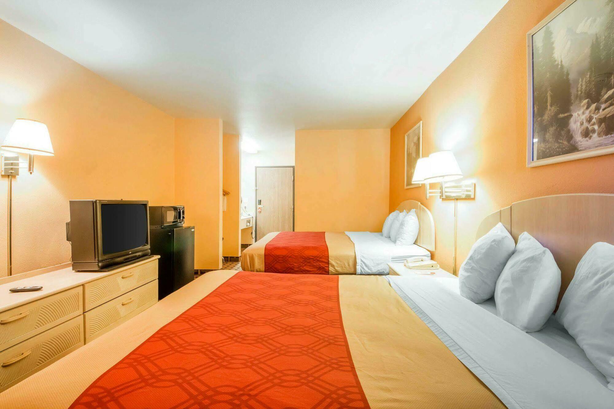 Motel 6 Tulsa, Ok - Central Екстериор снимка